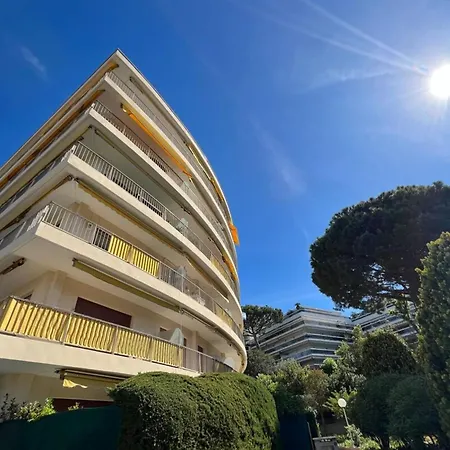 Apartment Juan Les Pins - 4 People - Near The Antibes